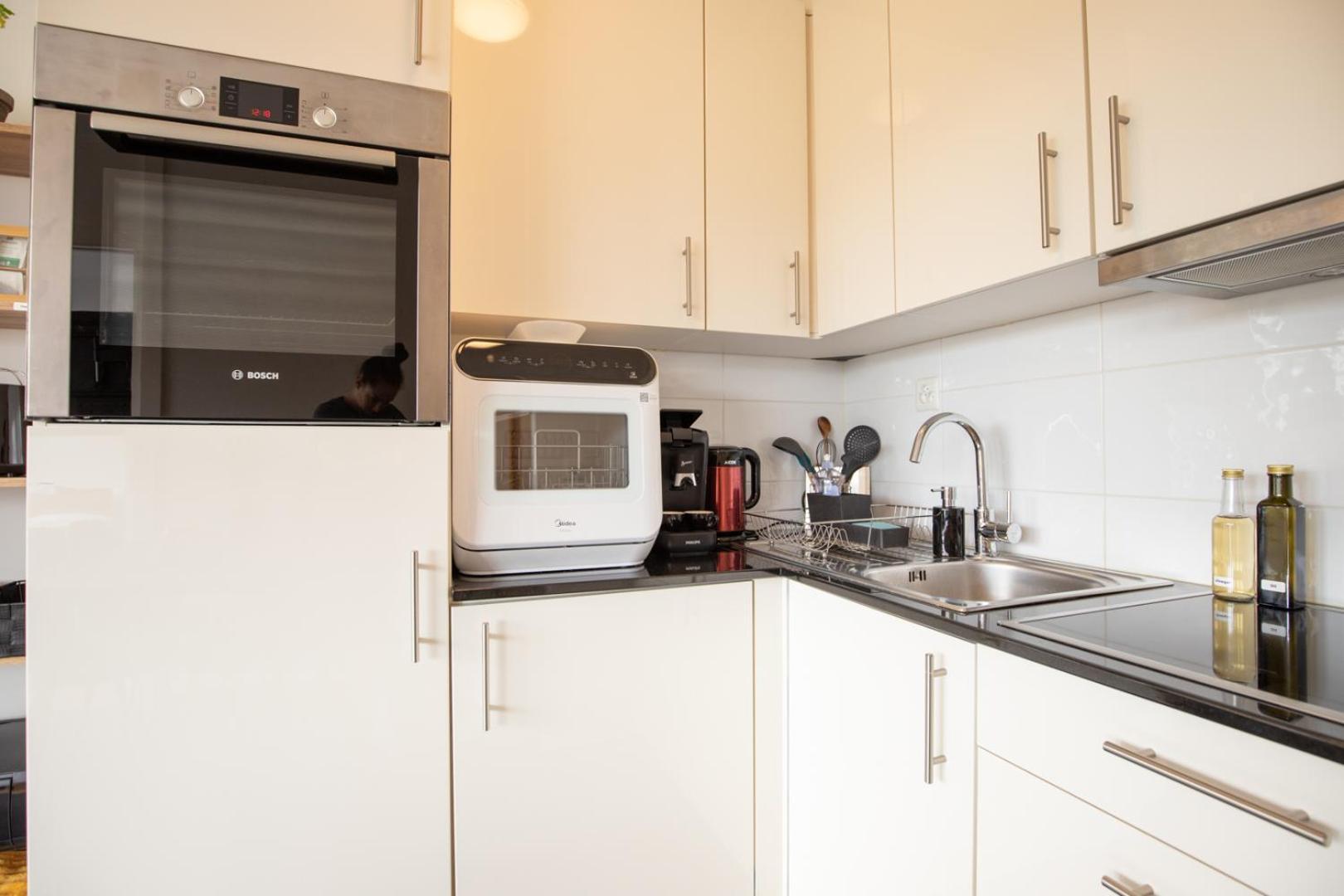 Special Modern Lisa Apartment Basel, Bahnhof Grossbasel 10-Star Eksteriør bilde